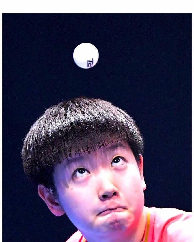 乐鱼app-莎拉波娃重返赛场，持续失利首场状态出色，G2观众沸腾！全场沸腾不已-乐鱼app